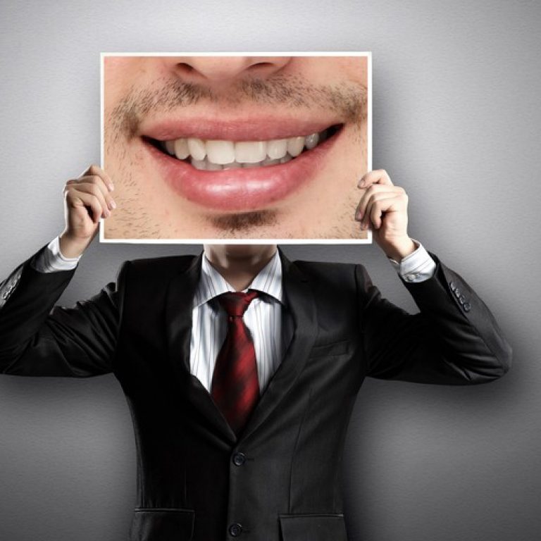 fix-a-chipped-tooth-1-1000x520@2x