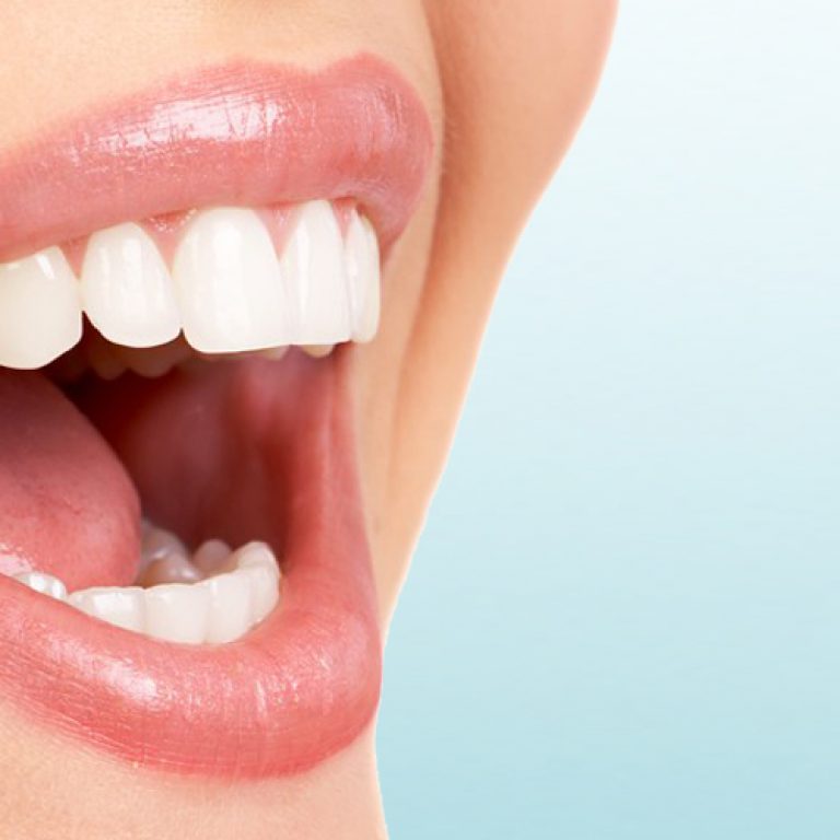 smilenudelipscloseup-1-666x520@2x